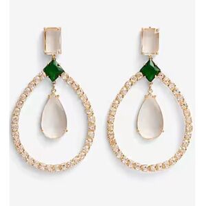 Express Rhinestone Teardrop Statement
Earrings Color: Shiny Gold W/Emerald